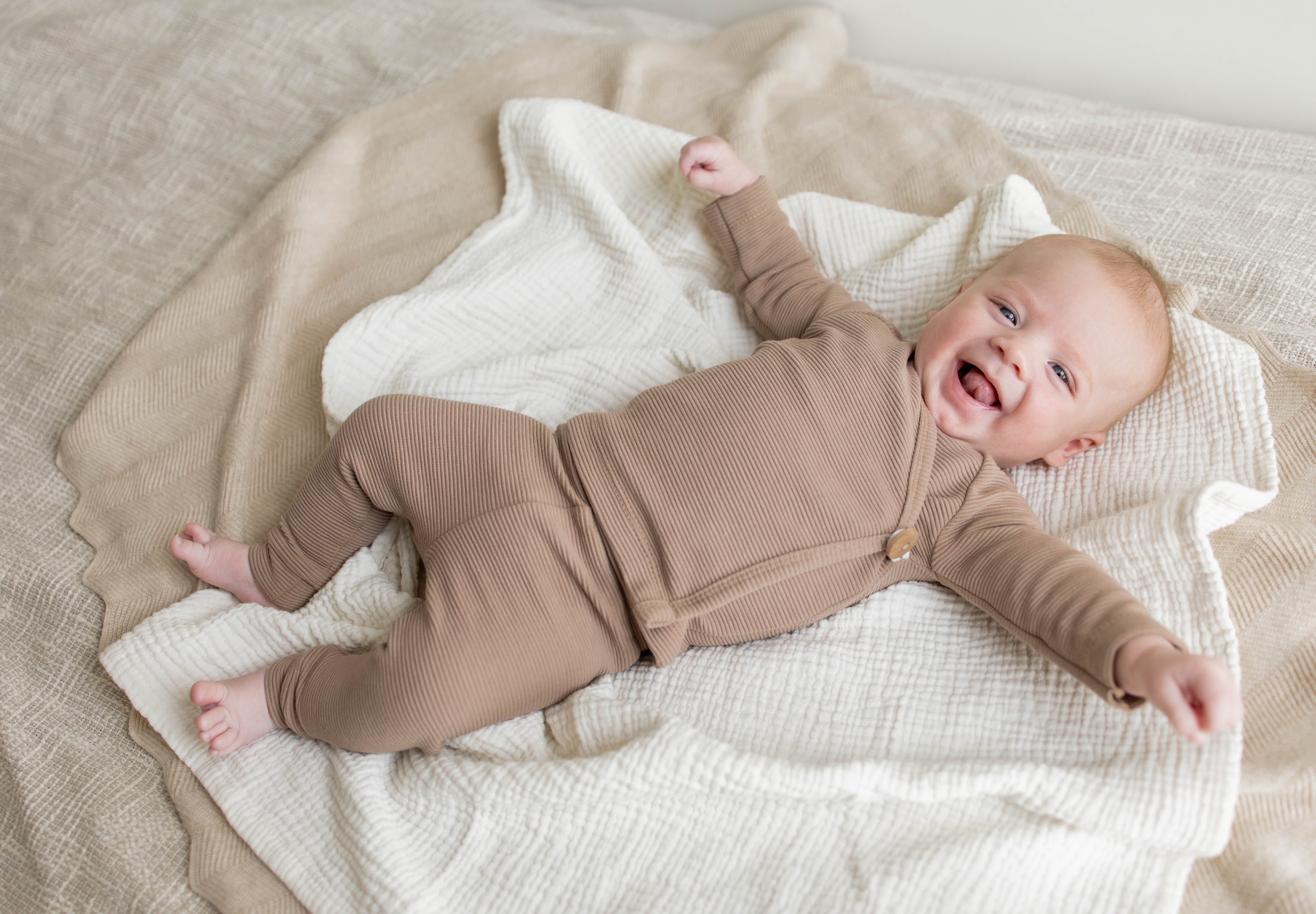 Overslagshirtje rib taupe | Unisex
