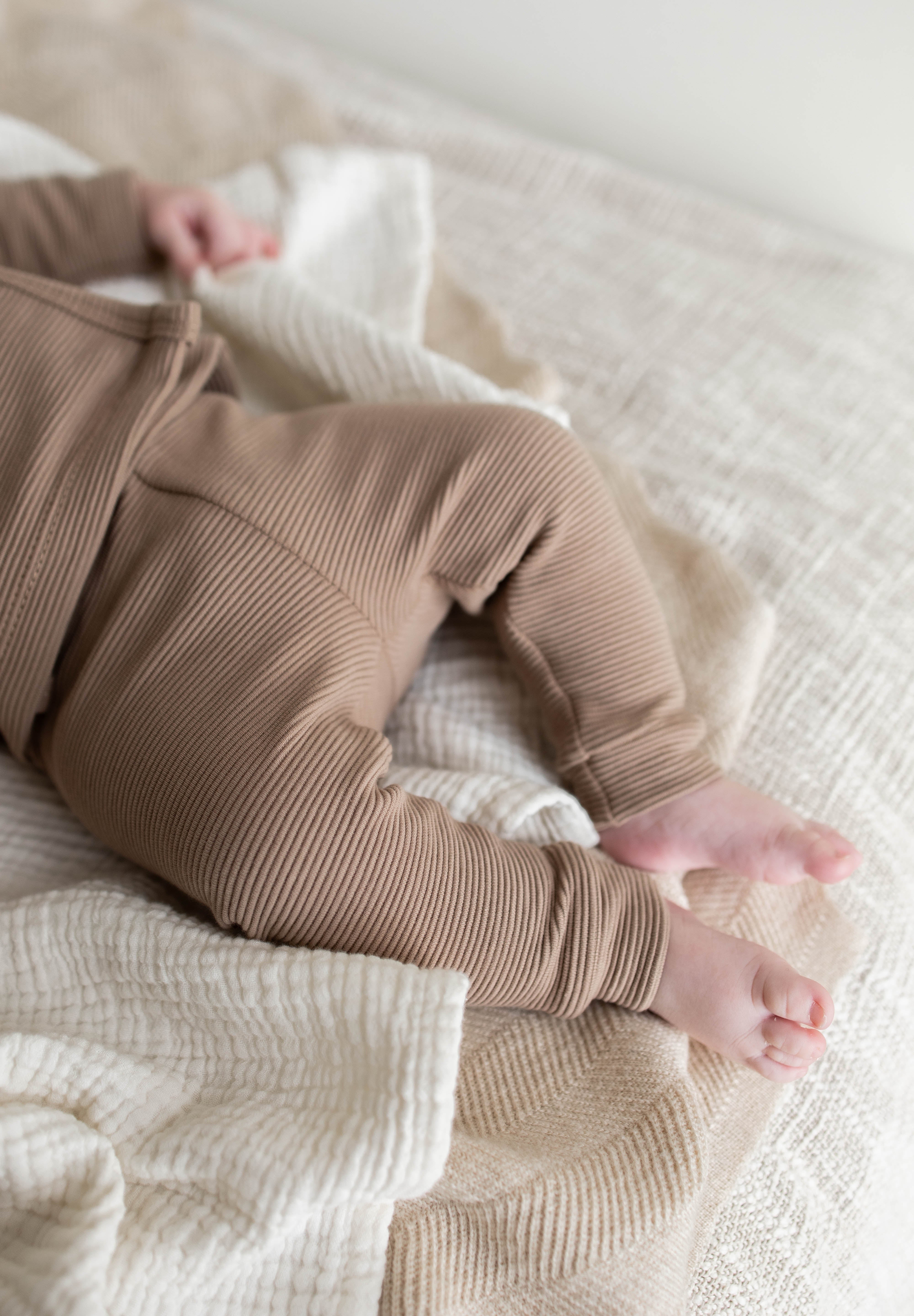Broekje rib taupe | UNISEX